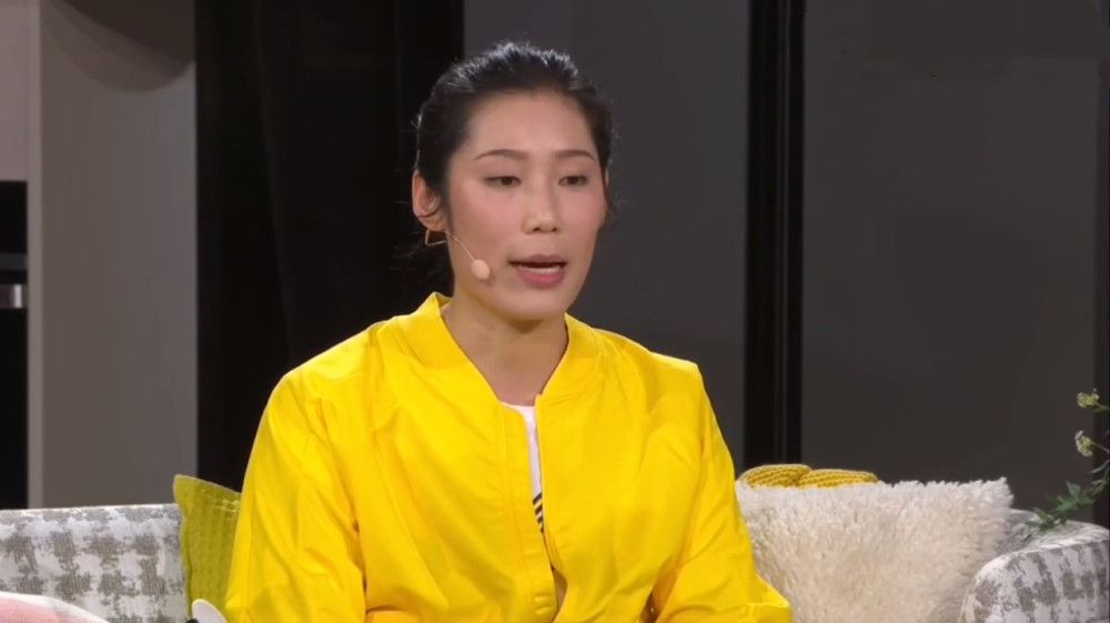 切尔西担心与加拉格尔的长久谈判会导致其身价下跌，夏窗芒特在长期合同谈判陷入僵局后就转投了曼联。